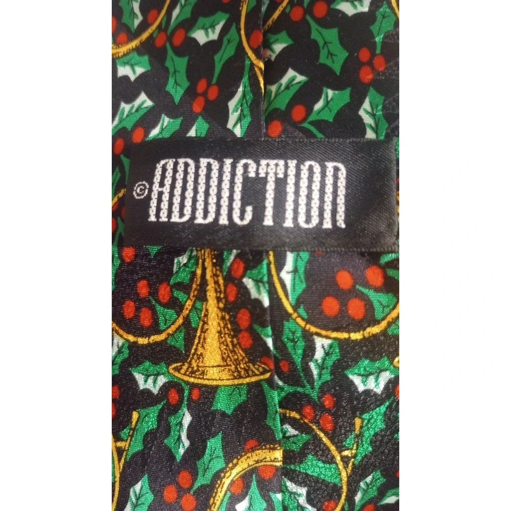 Vintage‎ 90s Y2K Addiction Christmas Necktie French Horn Holly AOP EUC